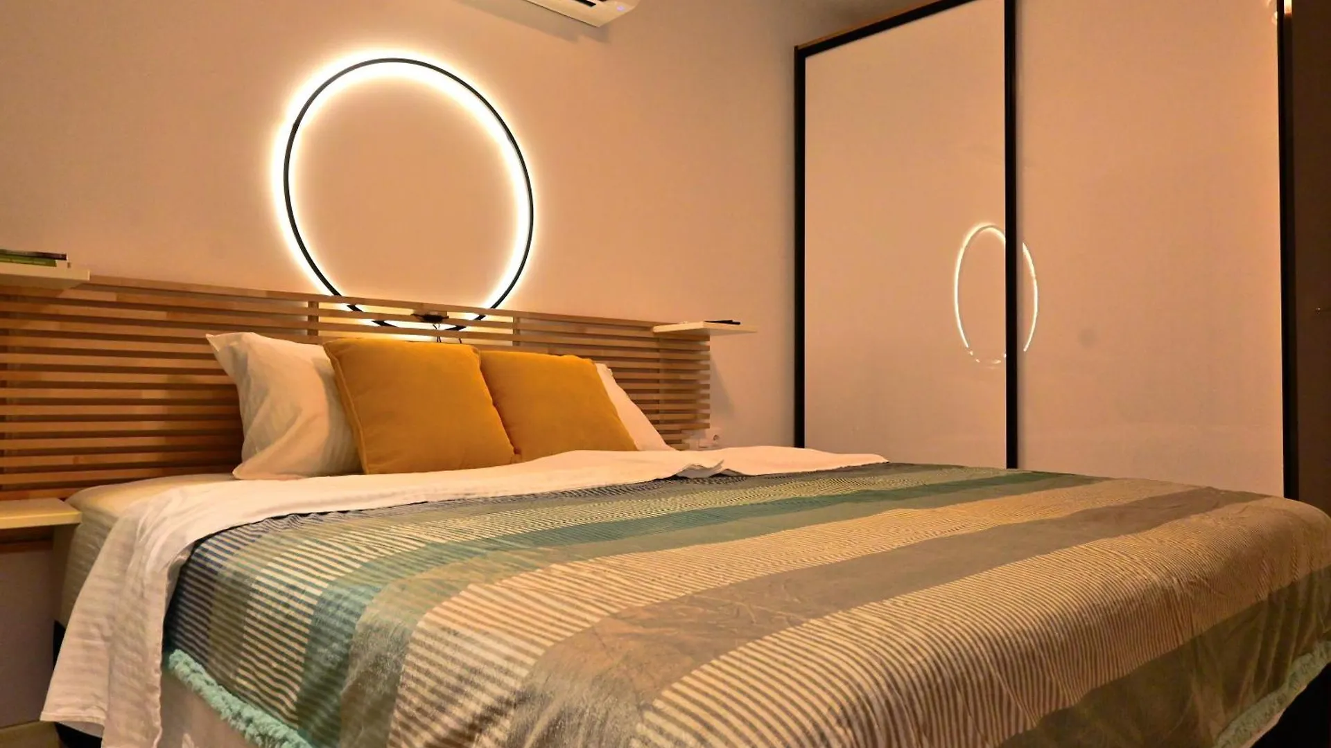 Apartament Зона Хоум - Бургас 0*, Burgas